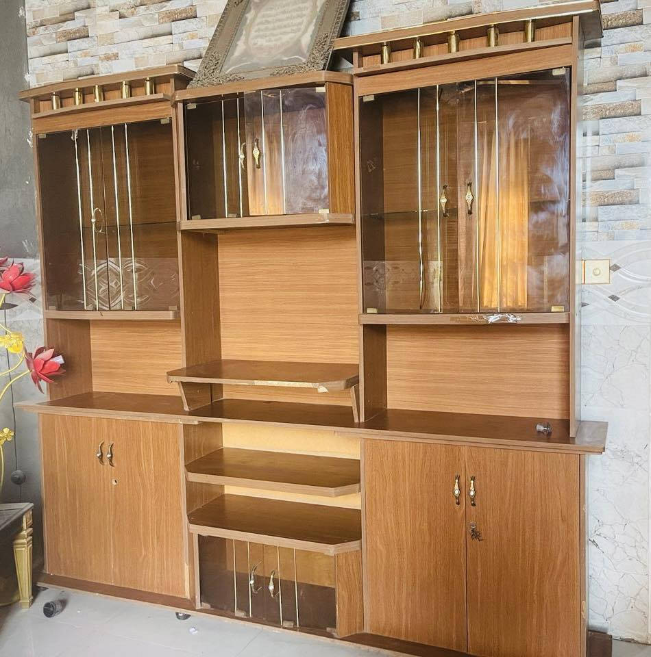 السلام عليكم معرض طابقين على هذا الوضع بسعر 100الف وبي مجال
رقم الهاتف ***********
