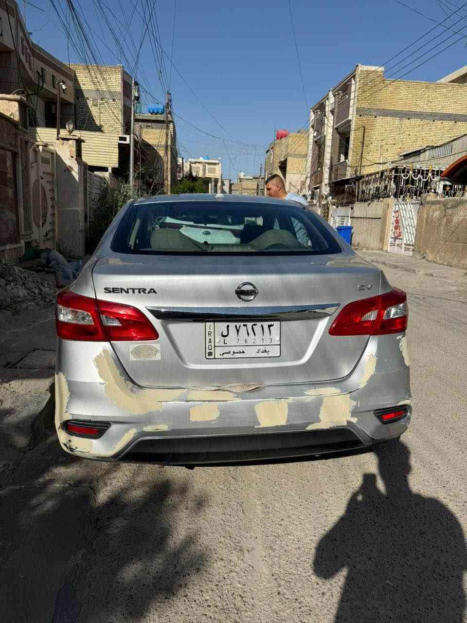 سنترا 2019امريكي مواصفات sv 
ضرره جاملغ صفحه السايق 
وبيهه طخات موضحه بالصور 
التبريد بي ضعف ماشيه 103الف حقيقي
رقم بغداد بأسمي 
مواصفات معروفة سيارة نظيفة 
وكير ومكينه خير من الله
مكاني بغداد عارضها 95وبيها مجال بسيط
*********** بغداد, العراق
