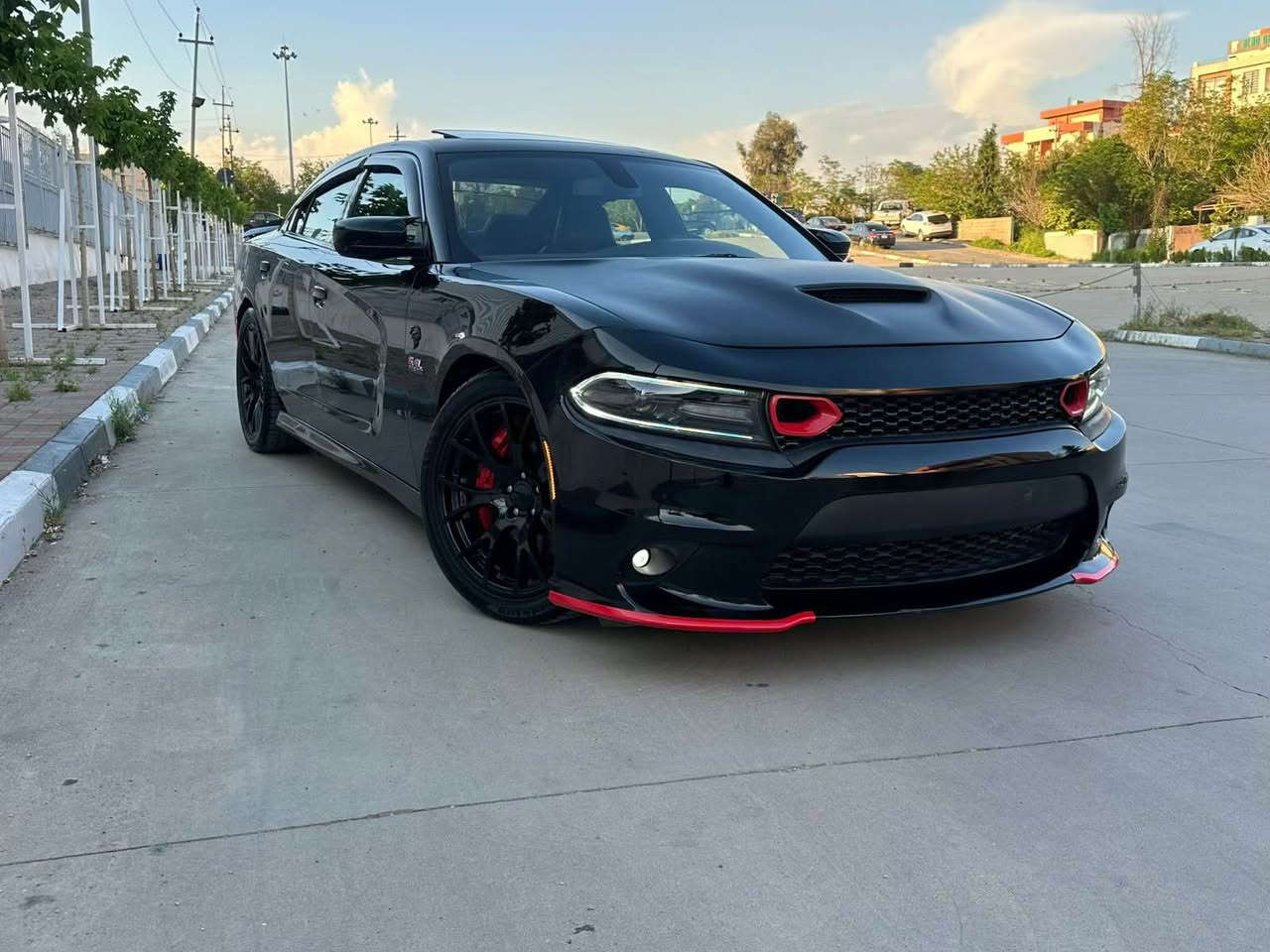 🚗 دودج تشارجر RT موديل 2020🚗

✅ محرك 5.7 HEMI V8✅ قوة 370 حصان✅ ناقل حركة أوتوماتيكي 8 سرعات✅ فتحة سقف (Sunroof)✅ شاشة كبيرة✅ مقاعد جلد شامواه✅ مقاعد ذاكرة (Memory Seats)✅ مقاعد مبردة✅ مقاعد مدفأة✅ مفتاح ذكي وتشغيل بالبصمة (Push Start)✅ كاميرا خلفية✅ حساسات ركن✅ مقود جلد✅ صوت عادم مميز

📌 4 قطع صبغ📌 بدون إيرباغ📌 المحرك وناقل الحركة بحالة ممتازة📌 السيارة نظيفة من الداخل والخارج📌 جاهزة لأي فحص

🔥 سيارة قوية وجميلة لعشاق RT، بصوت HEMI المميز والمظهر الرياضي الخاص. 🔥
سعر ١٨٥$$$$

📞 للمزيد من المعلومات والسعر يرجى التواصل. ***********

🚗 دۆج چارجەر RT مودێل 2020 🚗

✅ مۆتۆری 5.7 HEMI V8
✅ گێڕی ئۆتۆماتیک 8 خولەک
✅ سلاید
✅ شاشەی گەورە
✅ کۆشنی شامۆ
✅ کۆشنی خەزن
✅ کۆشنی سارد
✅ کۆشنی گەرم
✅ ستارتی دوگمە
✅ کامێرای دواوە
✅ سێنسەری پارکینگ
✅ فرمانی چەرم
✅ سەوتی گزۆزی بەرمەجە

📌 4 پارچە بۆیاغ
📌 بەبێ ئێرباگ
📌 مۆتۆر و گێڕ زۆر باش
📌 ناوەوە و دەرەوە خاوێن
📌 ئامادەی هەر جۆرە پشکنینێک

🔥 سەیارەیەکی بەهێز و جوان بۆ حەزەوانی RT، خاوێن و ئامادەی بەکارهێنان. 🔥
سعر ١٨٥$$$$

📞 بۆ زانیاری پەیوەندی بکەن.*********** أربيل, العراق
