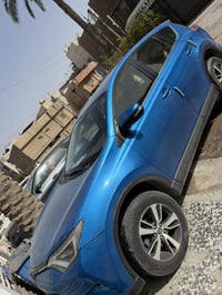 ‏راف فور 2018 خليجي ‏شركة ساز. ماشية  63,000 كيلو ‏بيها صبغ باب خلف ال...