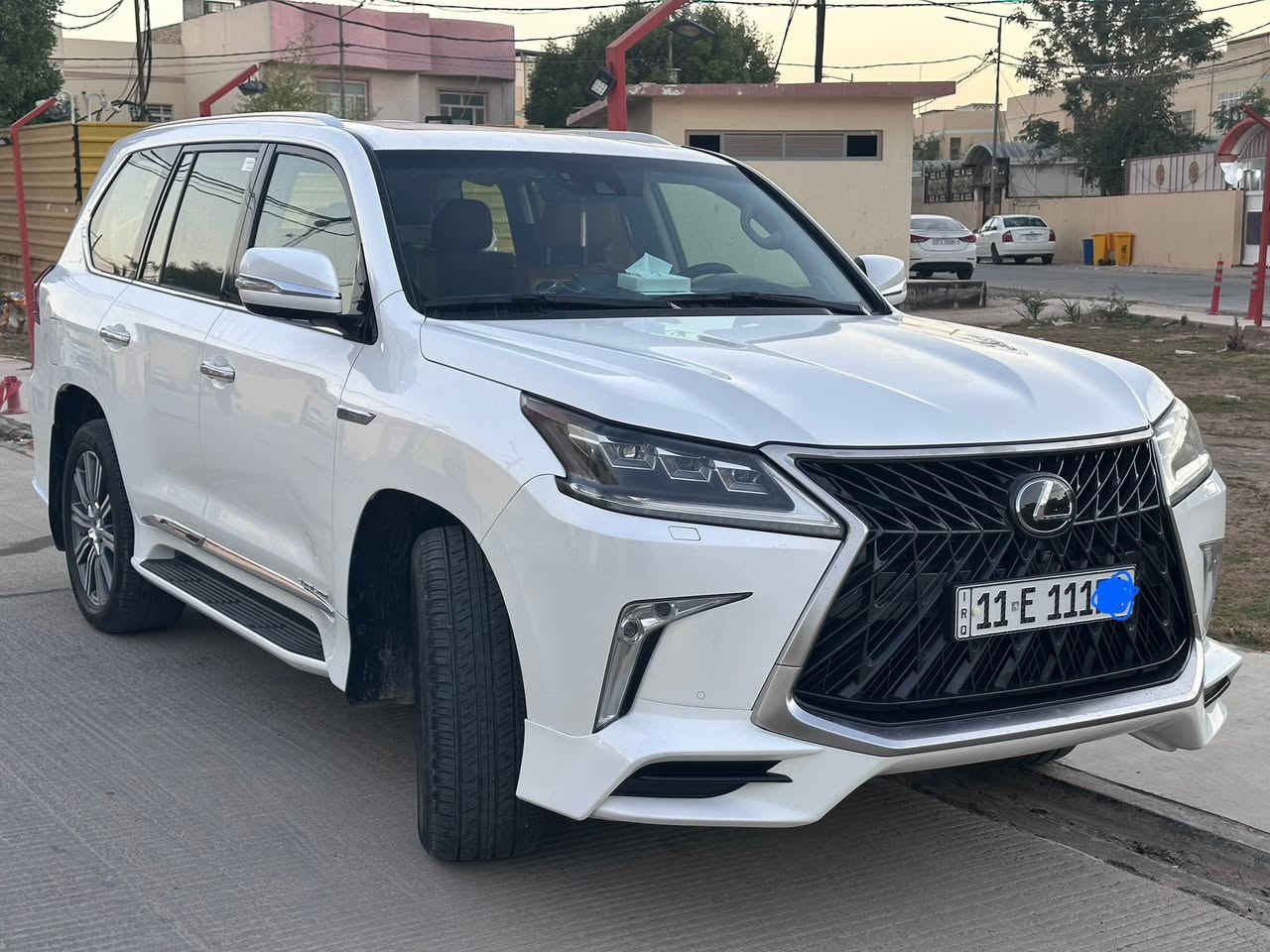 لكزس مديل 2017.
مكفولة ماشية 106 اعلى فئة بل لكزيس

بريمية كشنات مشمشي فتح بل سقف

هيدروليك فول كمرات وحساسات 

رقم السياره حلو مميز نمره بغداد

للاستفسار ***********
