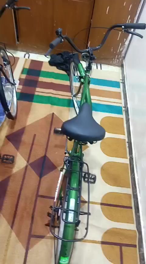 بايسكل للبيع موديل 21 السعر 150 مكان بصره قزيزه خي راسلني على الخاص


**إذا كنت صاحب هذا الإعلان وتريد حذفه لأي سبب، رجاءا أرسل رسالة إلى الدعم الفني**