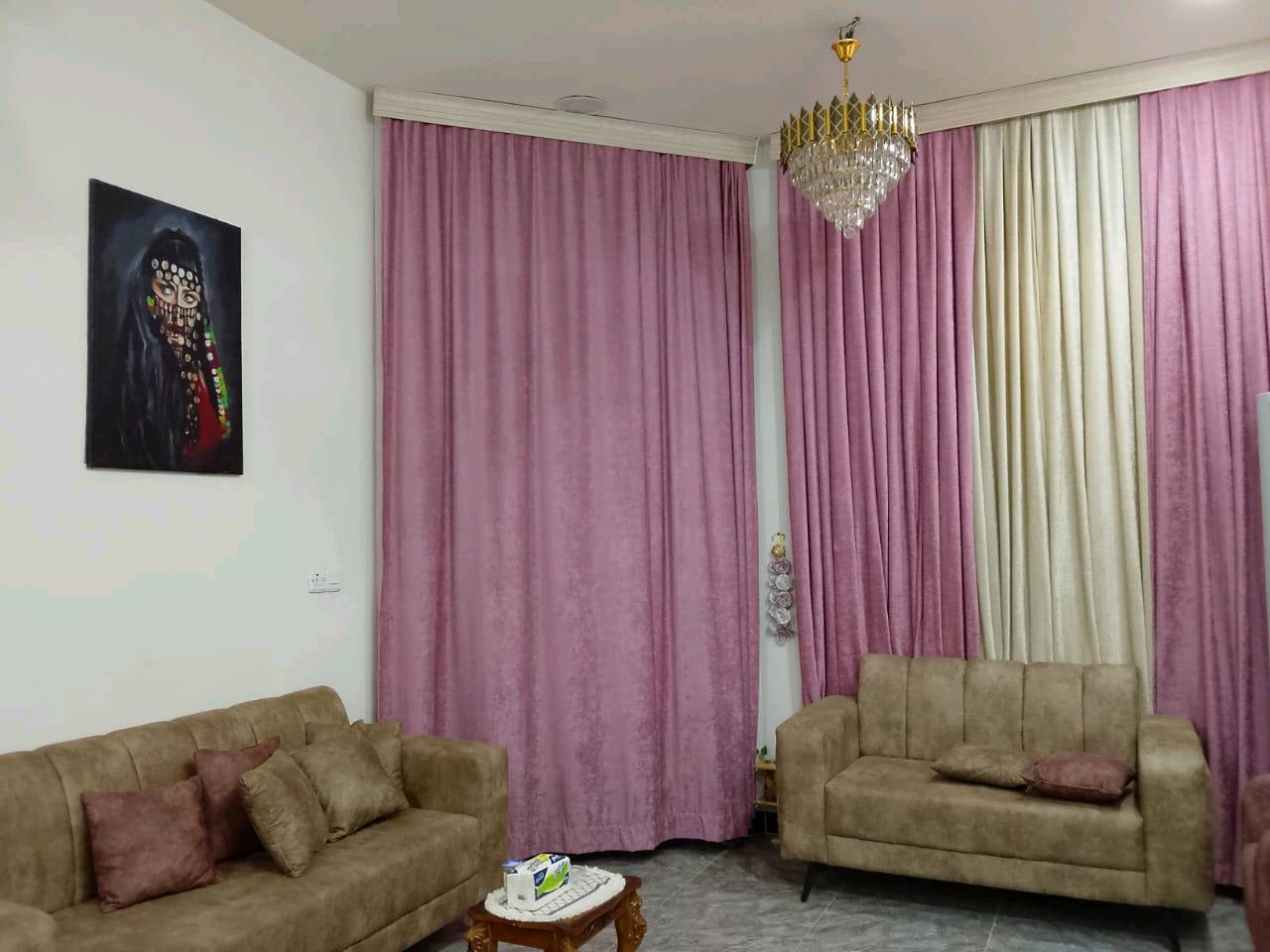 دار للبيع طابو صرف المساحه  150 متر بناء حديث 2024  كامل مكمل مابي نقص 
الطابق الأول استقبال وغرفه  ومطبخ مع الكاونــتـــــر مع الطباخ التركي مثل ماوضح بالصوره وصاله و حمام 
الطابق الثاني 3 غرف وصاله  العنوان بغداد المدائن  حي (التصنيـــــــــع)   الاستفسار والاتصال الرقم هـــ‏‪***********‬‏

(جيب غراضك واگعد)
فؤل ومكفول