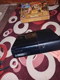 اكس بوكس 360 سليم • ٣٢٠ جيجا • ٩٢ لعبة