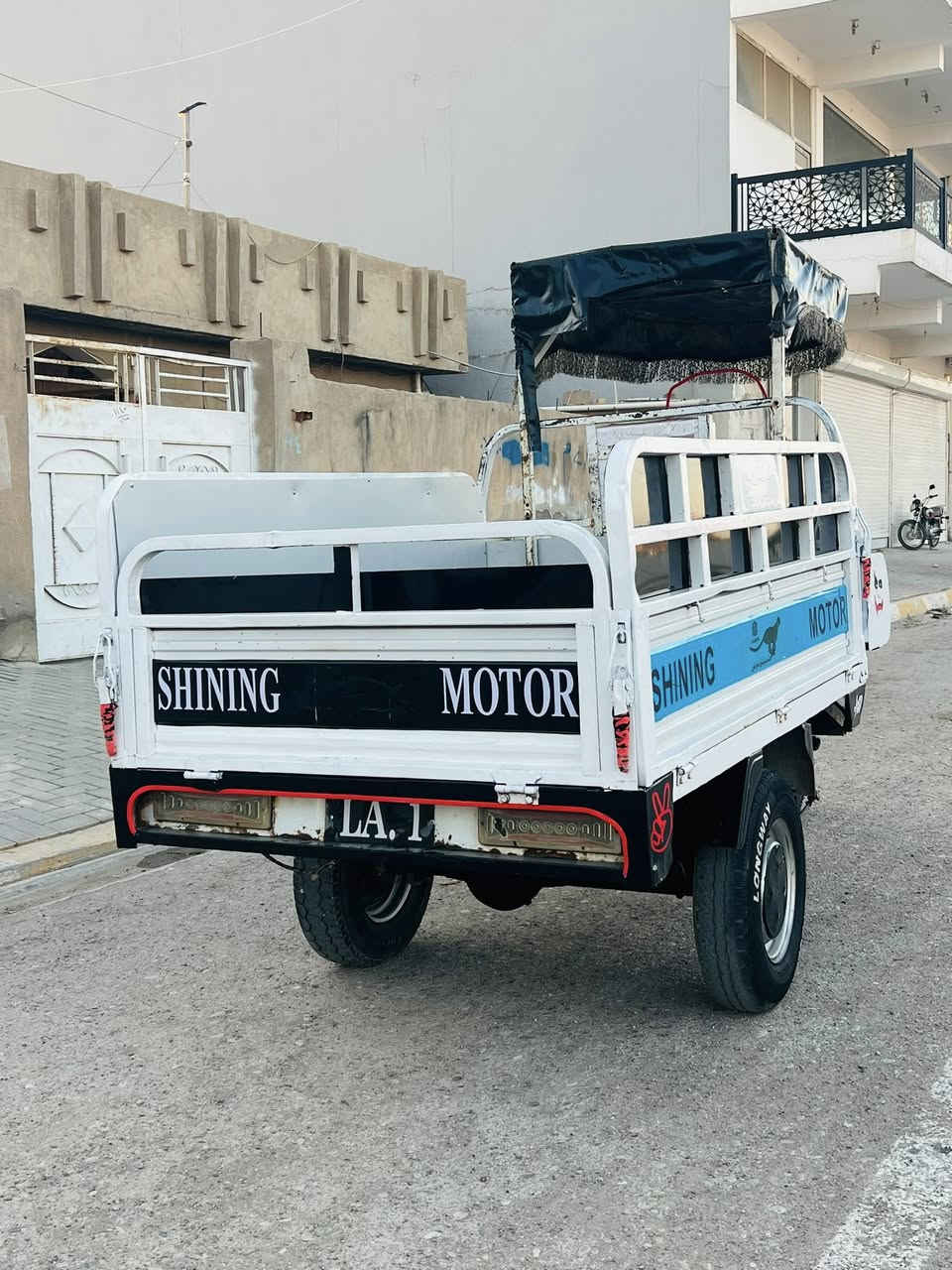 للبيع ستوتة موديل 22 محرك بلادي فحل قلاب سلف كهربايات كل شغال تايرات جوبلس ستوتة نضيف مال جناي ما تصرف عليهة الف داخل مغلف بليت سعر 1250بيه مجال قليل 
***********
