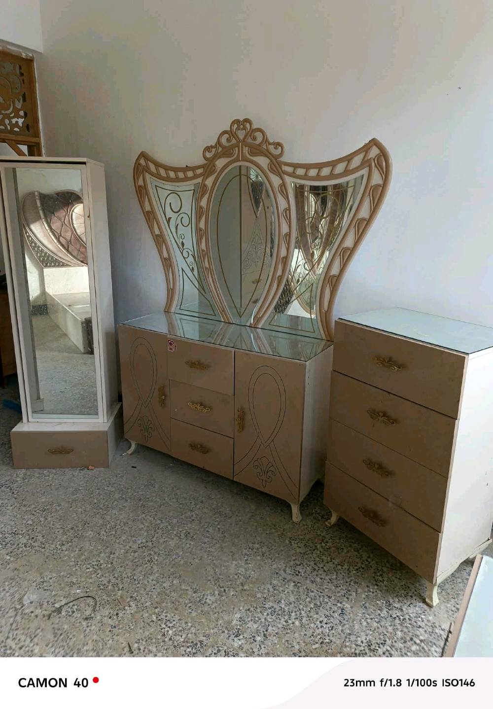 عرض مناسب لاصحاب الدخل المحدود غرفه تركيه مستخدم نضيف 8 قطع 500 ويه نقل وشد