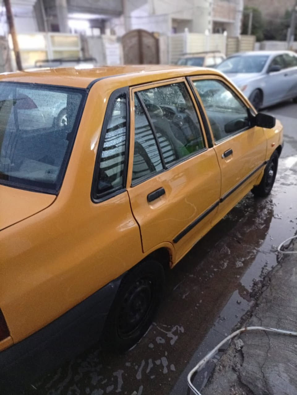 🚖 للبيع – سيارة سايبا تكسي 2013 🚖
اللون: أصفر (تكسي)

سنوية سارية لغاية 2027

مصفّرة هيئة وغرامة

السيارة نظيفة ومعمرة شواصي

البنيد بي ضربة بسيطة

بلادي ما مبدل

نقصها فقط راديتر تبريد

كهربائيات كاملة

ابيع واقع حال

الماكينة والگير بحالة ممتازة: لا صرف، لا تنقيص، ولا تبخير

السيارة باسمي وتحويل ثاني فوري

الموقع: بغداد  الغزالية

السعر 22 وبيها مجال 

0773 640 6219
