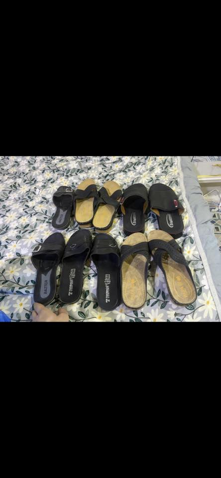 سلام وعليكم غراض لبيع
تنور وصوبه ثنين ٢٥ شغال 

بردات ٥ قطع ثنين زرك ثنين بيجي واحد تور طول ٦ عرض ٤ كلهن ٤٥ وبيهن مجال 

زوالي ثنين صغار قياس ٢ في ٢ ثنين كبار ٣ في ٤ ٣ في ٣ كلهن اربع قطع كلهن ٤٥ وبيهن مجال 

جنط مدرسيه ١٣ قطعه جملهتن عله ٤ نوعيه زينه مو عاديه ٣ صغار ١٠ كبار كلهن ٥٢ وبيهن مجال 

شحطات نساىي ورجالي ٦ قطع كلهن ٢٥ وبيهن مجال 

العنون نجف توصيل اكو موجود


**إذا كنت صاحب هذا الإعلان وتريد حذفه لأي سبب، رجاءا أرسل رسالة إلى الدعم الفني**