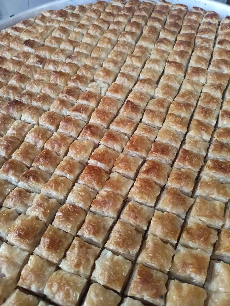 🍬✨ حلويات مرطبات النور ✨🍰

دلّل نفسك بأشهى أنواع الحلويات الطازجة 😍
كلها بطعم يميزنا وجودة تثق بيها 💖

🚚 يوجد لدينا خدمة توصيل داخل الموصل 🎉
📍 الموقع: موصل – جانب الأيمن – سوق حي المنصور – مجاور صيدلية النجاة 🏠
📞 للطلب والاستفسار: *********** 📲

🍯 لأن الحلا الحقيقي من مرطبات النور ✨
