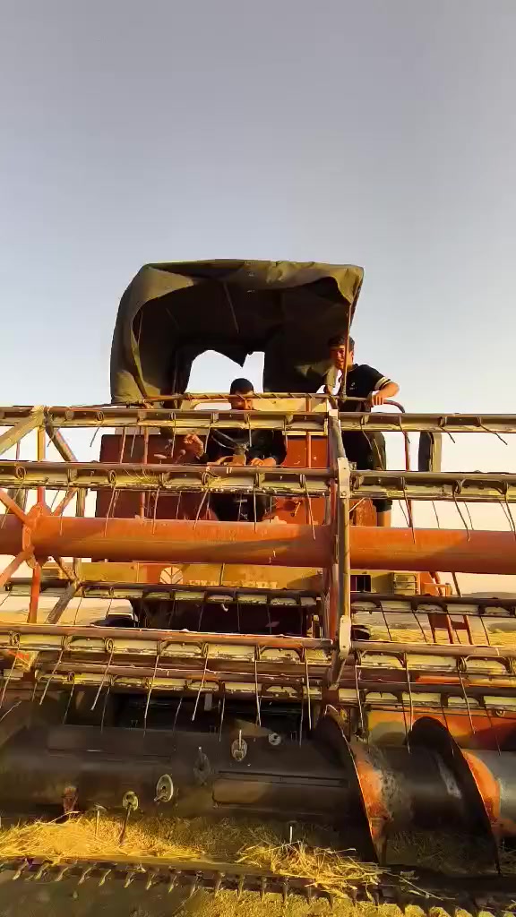 مابعد السلام
دراسه لافيردا موديل 83 محرك ستندر كامله مكمله جاهزه نفس ما موضح بالصورة إذا يوجد مراوس يرهم مراوس الاستفسار على هذا الرقم ***********
