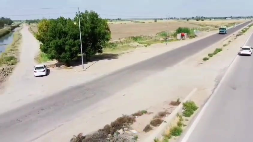 22 دونم  طابو زراعي سند 25 
مع بيت مساحة 250 متر 
بابل ناحية الشوملي الشارع العام حمزة شوملي 
مباشر على الجدول ماء سقي صيف شتاء زراعية 
واجهة الأرض على الجدول 120 متر  
تبعد عن السايدين حمزة شوملي 1200 متر 
طريقها رسمي على الجدول 
للاتصال او واتساب 
***********
