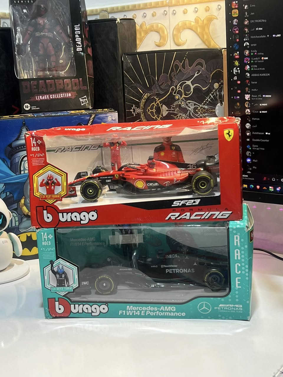 متوفر سيارات فورملا الحجم الكبير 1/2 يعني ٢٠cm 

متوفر ٣قطع الي مهتم يجي خاص


**إذا كنت صاحب هذا الإعلان وتريد حذفه لأي سبب، رجاءا أرسل رسالة إلى الدعم الفني**