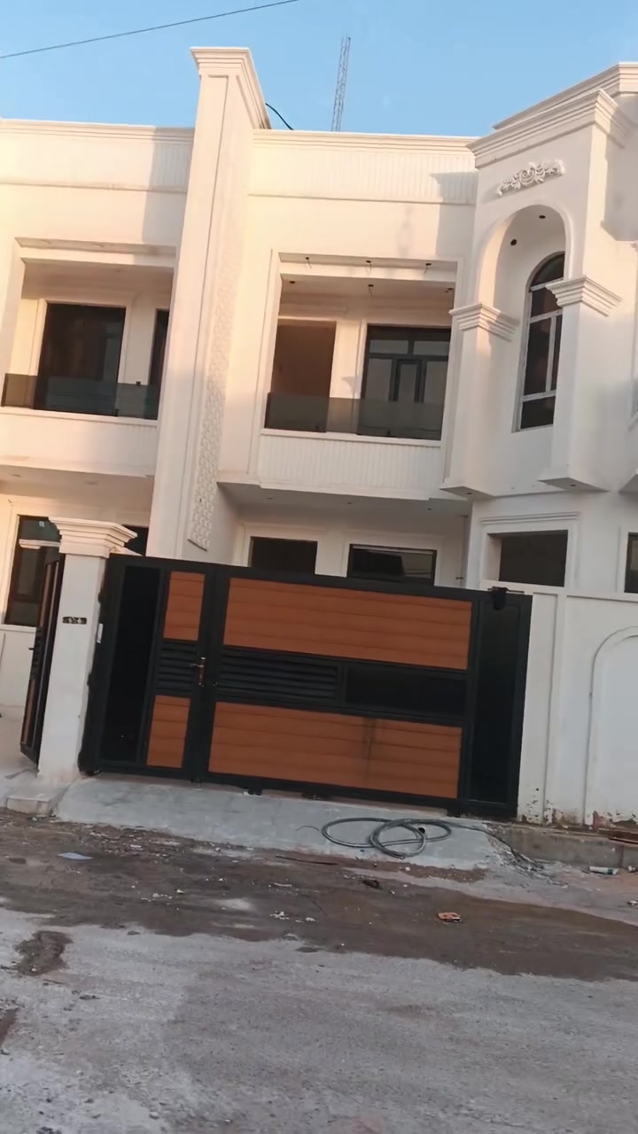 دار للبيع الرمادي شارع 40 فرع عمارة القند 📍 صفر غير مسكون
مساحة 150 متر 
طابو زراعي تحويل مباشر 
يحتوي على 4 غرف نوم 
شارع 8 متر تبليط وكامل الخدمات متوفرة 
للأستفسار / ***********
او مراجعة عقارات الخيام شارع 40 قرب باب الخشب 
🚨ملاحظة البيع نقد فقط
