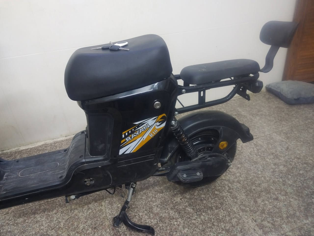 السلام عليكم مرة خصت مدير الكروب دراجة جديدة اخت الزيرو للبيع نقص فقط بطاريات R10 العنوان بغداد حي العامل رقم الهاتف *********** فقط واتساب
السعر ٢٥٠ وبيها مجال
