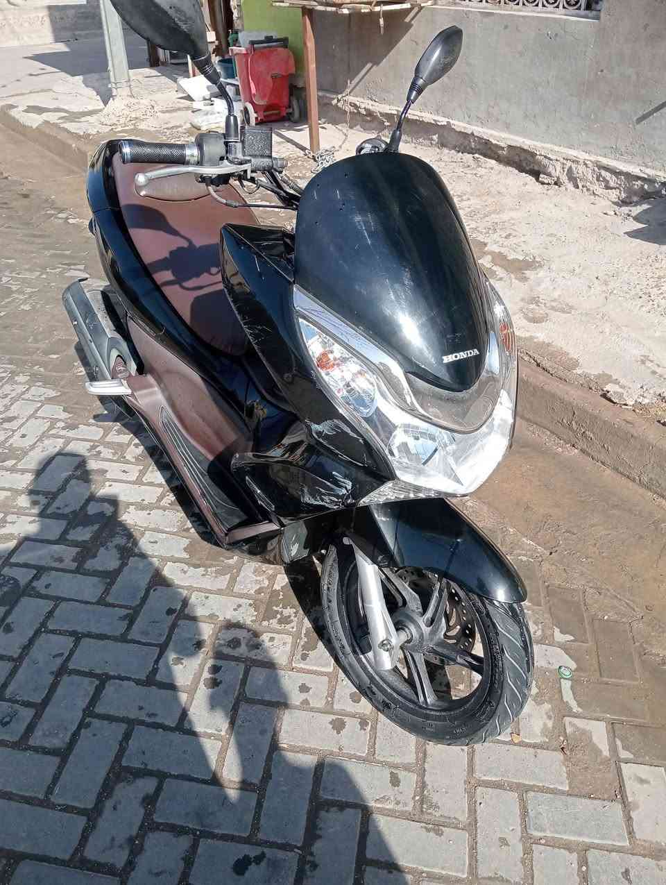 سلام عليكم متاح بي سي إكس مكفولة العنوان مدينة الصدر 
الهاتف:***********
