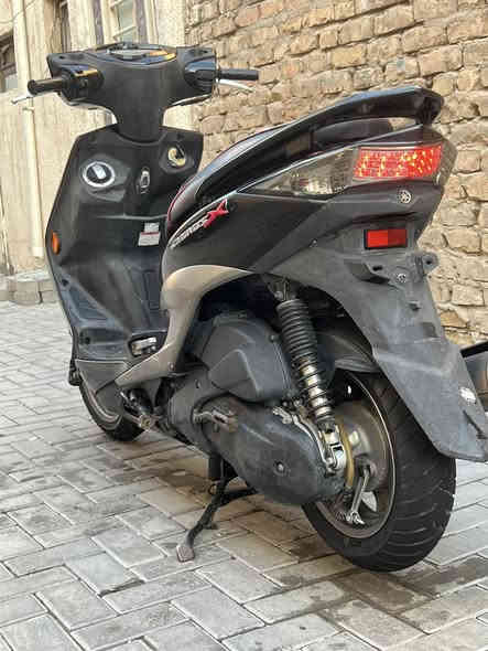 سلام عليكم شباب دراجه سكنس لد يابانيه كفاله عااامه اي نقص مابيه المكان بغداد العطيفيه السعر مليون و350 رقم الهاتف***********
