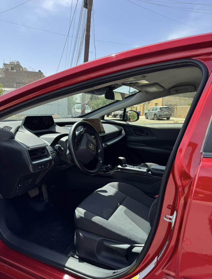 السلام عليكم 
🔴  بيع او مراوس حسب القناعه  🟢

شعندك نزل او اتواصل ويايه على الرقم 

تويوتا بريوس هايبرد  2024  الشكل الجديد 

ياباني اصل 
لون احمر مميز 🔴

ماشيه 19,500 ميل 

رقم بغداد الجديد بأسمي 

مكانها بغداد 

سعرها : 16,900 $ وبي مجال 

*********** وبي واتس اب هم
