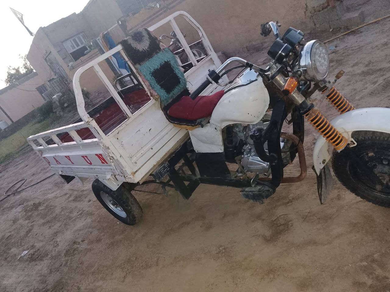 ستوته موديل 13كلك
كرهبايات باتري ضفيره سلف اصطابات كله شقال مكينه دايون 24صار اسبوع من شديته مكاني رفاعي السعر ب950وبيه مجال حق الجيه ***********
