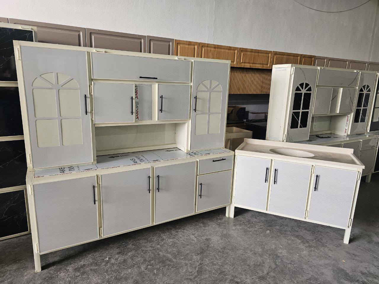 ما عليك بس  احجز والطلب يوصل لباب بيتك 🤗🌹🤗..
كاونتر ارضي وملحق مترين  مع  سنك متر و20 مرمر

كاونتر مترين ارضي وملحق مع سنك متر و٢٠ مرمر . 

♥️♥️السعر 355/ الف♥️

التوصيل 🚚
بغداد داخل  5

15 /اطراف  بغداد 

15//رمادي +فلوجه + كربلاء +بابل

25// مركز واسط  
50//أطراف واسط
25 /الديوانيه +النجف
35//ديالى
35/ السماوه+  الناصريه+  العماره + البصره 
للحجز واتساب
‏‪0770 953 3647‬‏
