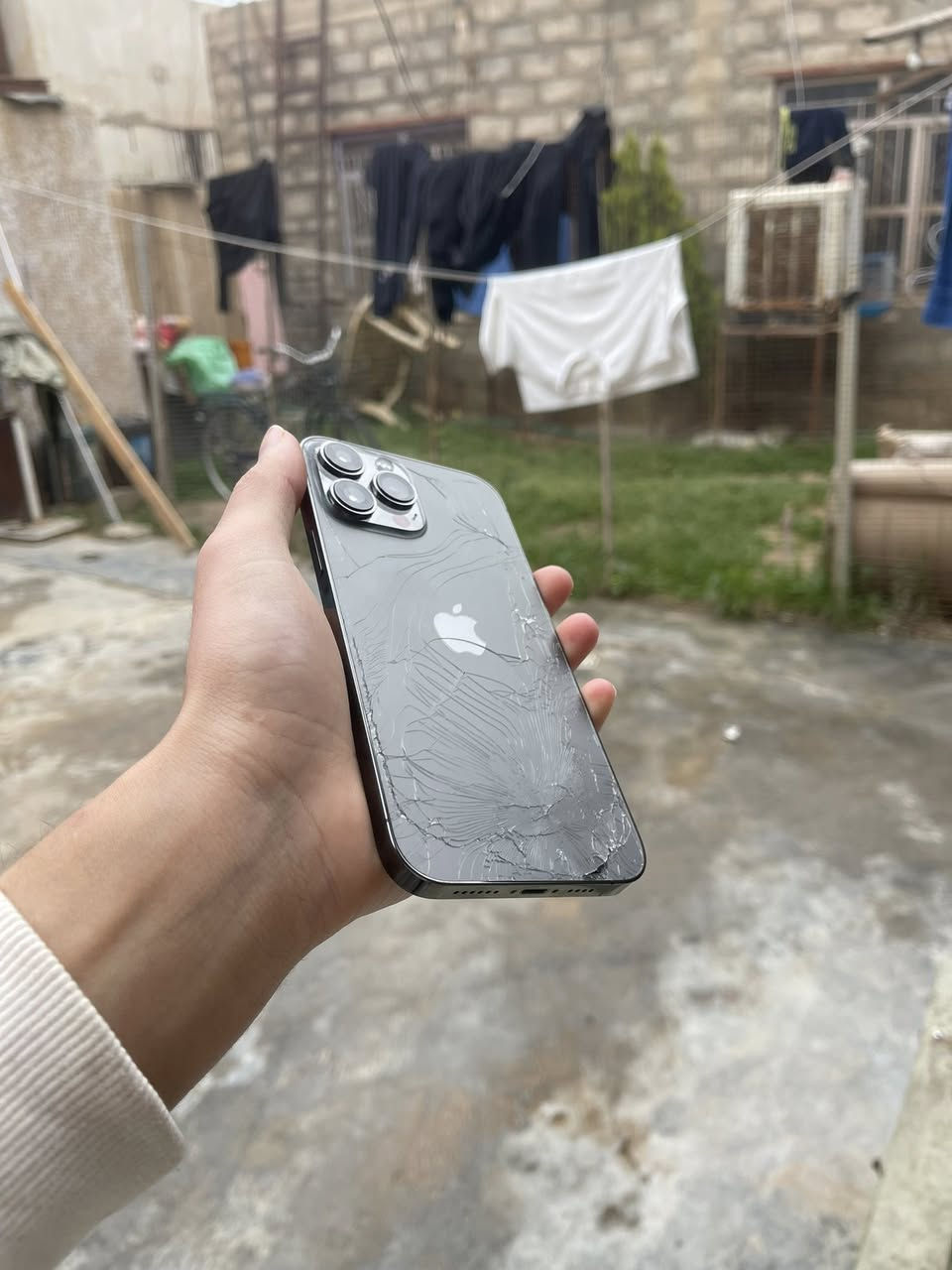 13برو ماكس نضافه فول جهاز كامرات اتصال كله فول 
ذاكره256
بطاريه100 وكاله مستبدله

كامرات كلهن فول فقط الواسعه متوقف 

جهاز كله شغاااال 
بيع او مراوس سعر الجهاز 450الف  مكان رمادي ورار 

***********
