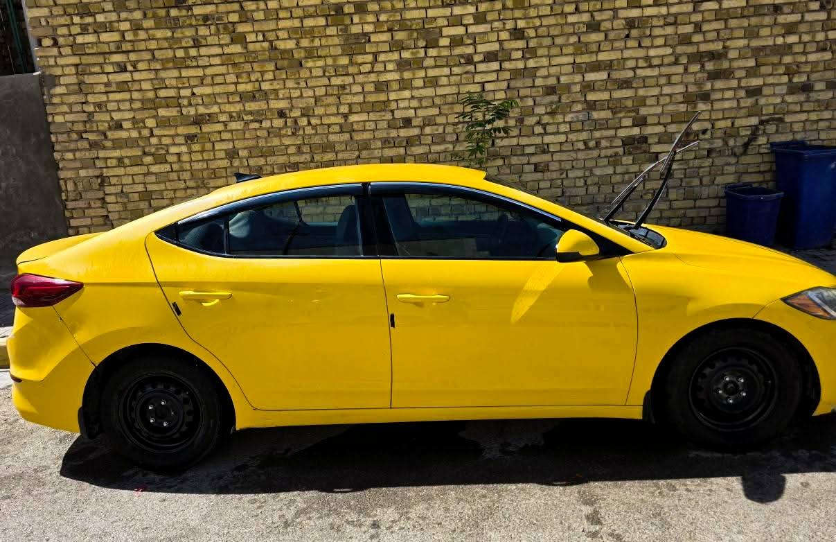 السلام عليكم
النترا 2018 تكسي
رقم وااسط 
محرك ٢٠٠٠( يبخر وينقص نص لتر كل تبديلة)
كير AT جديد كفالة
تخم تاير جديد 
تدفئة /تبريد  شغال
تثبيت سرعة /رادارات مري 
حادثها مرفق بالمنشور جاملغ خلفي فقط 
مع سونار موجود..
بأسمي تحويل ثاني يوم 
السعر ١١٧ وبيها مجال قليل
مكاني كوت 
***********
