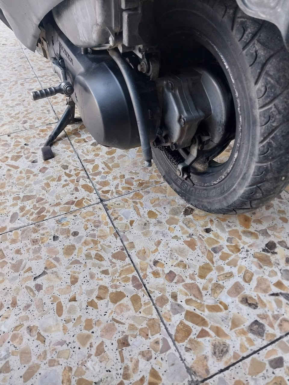 سلام عليكم للبيع سبيسي يباني طافيه كاطعه ناريه مكينه مكفوله سعر ٢٦٠ مكان بغداد بلديات دبلات تيرات جدد أوراق كامله نتصل *********** نتصل خاص ماكو دراجه طافيه
