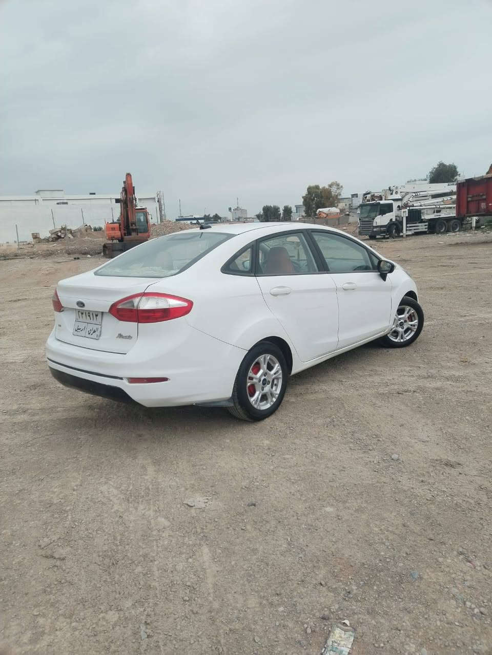 فورد فیستا 2016 فول موسفات هە موشتی بە شە رت  دوپارچە و نیو بێ ناوگرتن پشت و پێشی کەپس شوین هه ولێڕ أربيل, العراق


**إذا كنت صاحب هذا الإعلان وتريد حذفه لأي سبب، رجاءا أرسل رسالة إلى الدعم الفني**