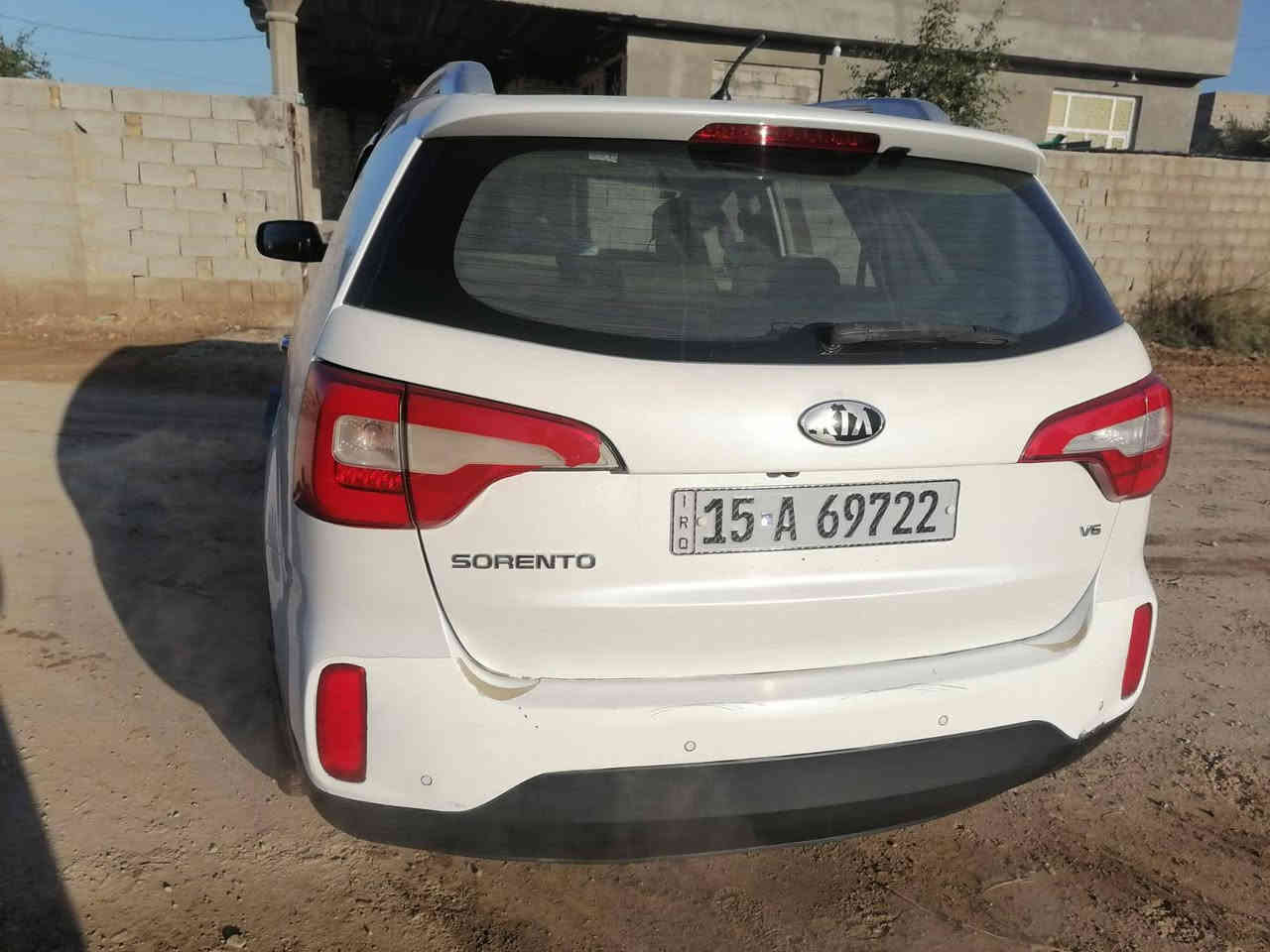 للبيع سورنتو موديل 2014 رقم أنبار  مكينه 6  
سبعه راكب سعر 150 وبيه مجال الاستفسار
 أتصل***********
مكان واسط النعمانيه
