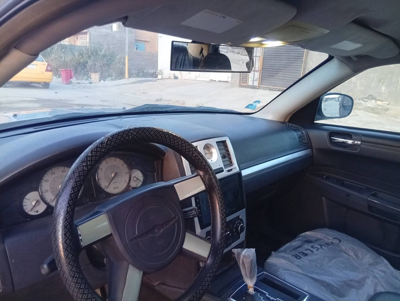 للبيع 
أوباما 2008
رقم اربيل الجديد 
محرك 3500
محرك وكير  بل كارتون 
سياره جاهزه
تبريد ثلج
بيه اربع قطع 
ابيعلك حزام بدون دواخل 
مكان السياره بابل حله
***********
السعر 100
