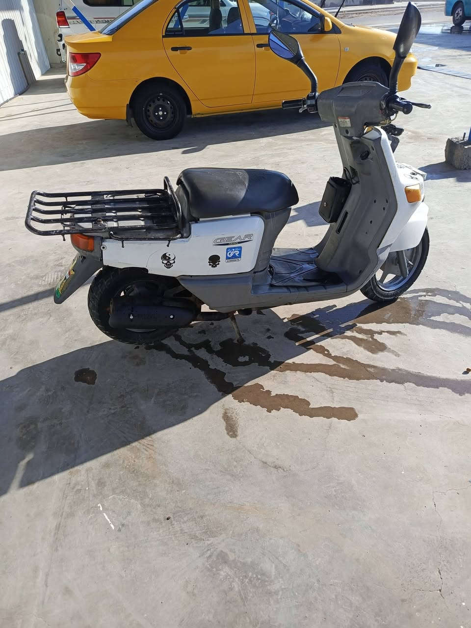 عليكم درجة البيع دراجه مكينه مكفوله دهن وبانزين خبط دراجه غير من الله سعره 300وبيه مجال قليل واستفسار عل رقم***********
