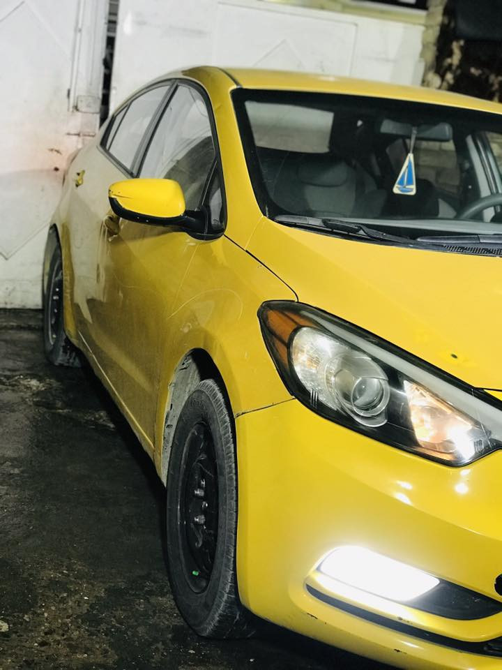 سلام عليكم سيراتو 2015واردخليجي كير ومحرك وحدادية كفاله تخم تاير جديد مكينة1600  بدون حادث السياره شرط 
الجاملغ المامي بيه طخاء مصفر هيئة وغرامات ملاحظ الكير بي طبه بل نمر 2 السيار بسمي شرط التحويل التبريد الشغال❄️ السيار صبغه وحده ممعيوده
السعر 98& (*********** )(واتساب)
