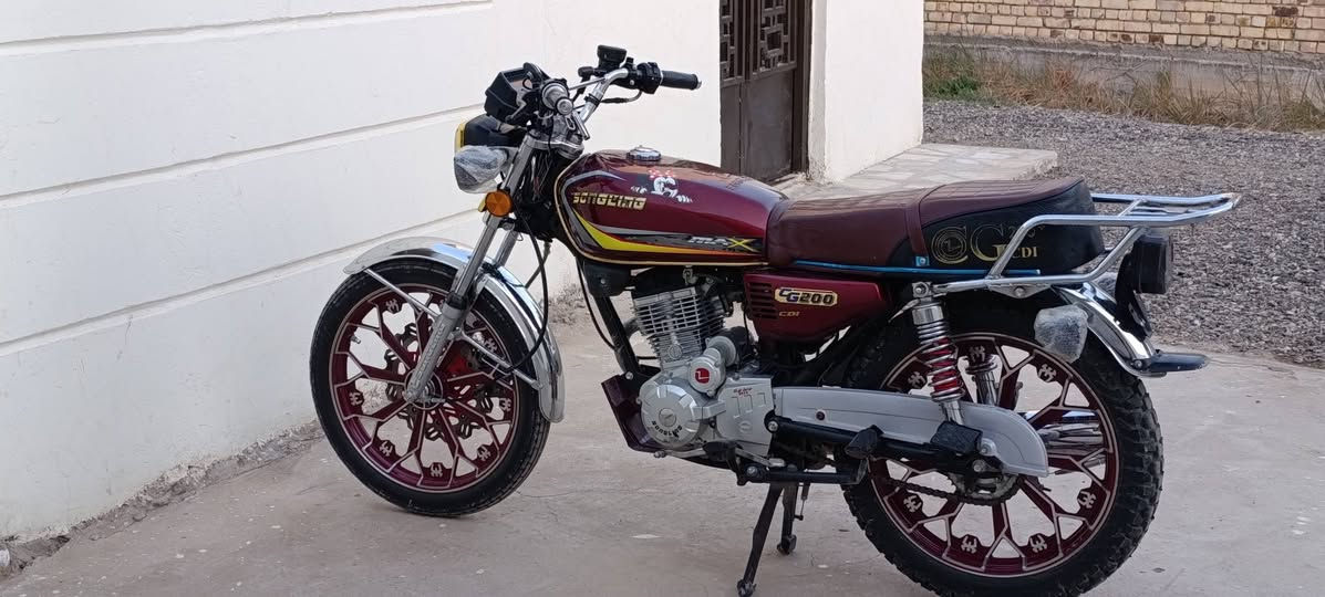 سلام عليكم
دراجه سيفان 5كير..موديل 25
سلف وهندر وتشغيل عن بعد بريموت .السعر خاص 
***********
