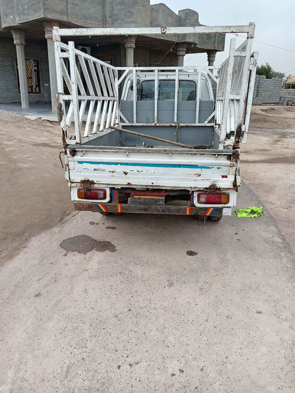 السلام عليكم  للبيع كيه بنكو 1995 مكينه كيه اكسل شاصي مكفول تخم تاير صدر نضيف السياره كوم حديد ابيع  اتكفل من سرقه وعشائر مكان بغداد  براهيم ابن علي 

مكلف بل نشر اتصل على  صاحب السياره 
***********
