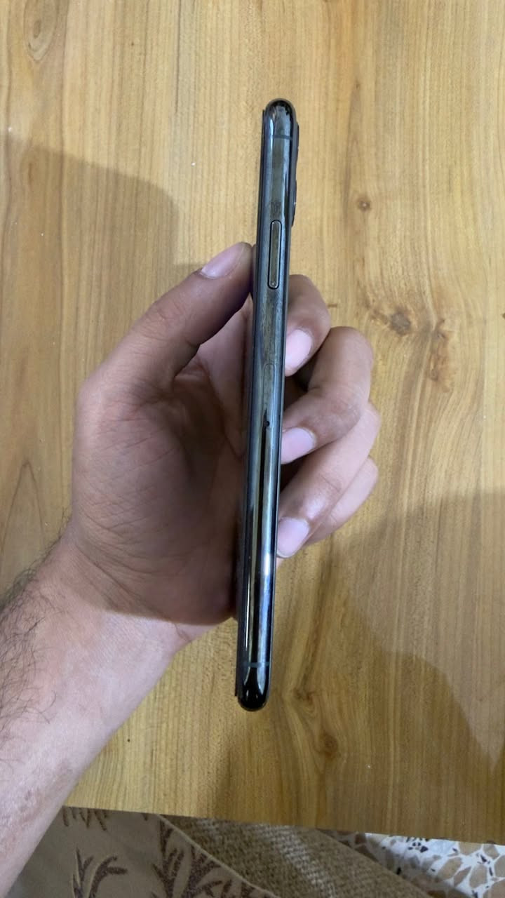 سلام عليكم IPhone 11 pro max مامبدل بي اي شي بس بطاريه معلايه فقط وفيس إيدي مايشتغل اثر الطيحه الباقي ع وضع الشركه سعره350 وبي مجال قليل مكاني ناصريه مركز ***********
