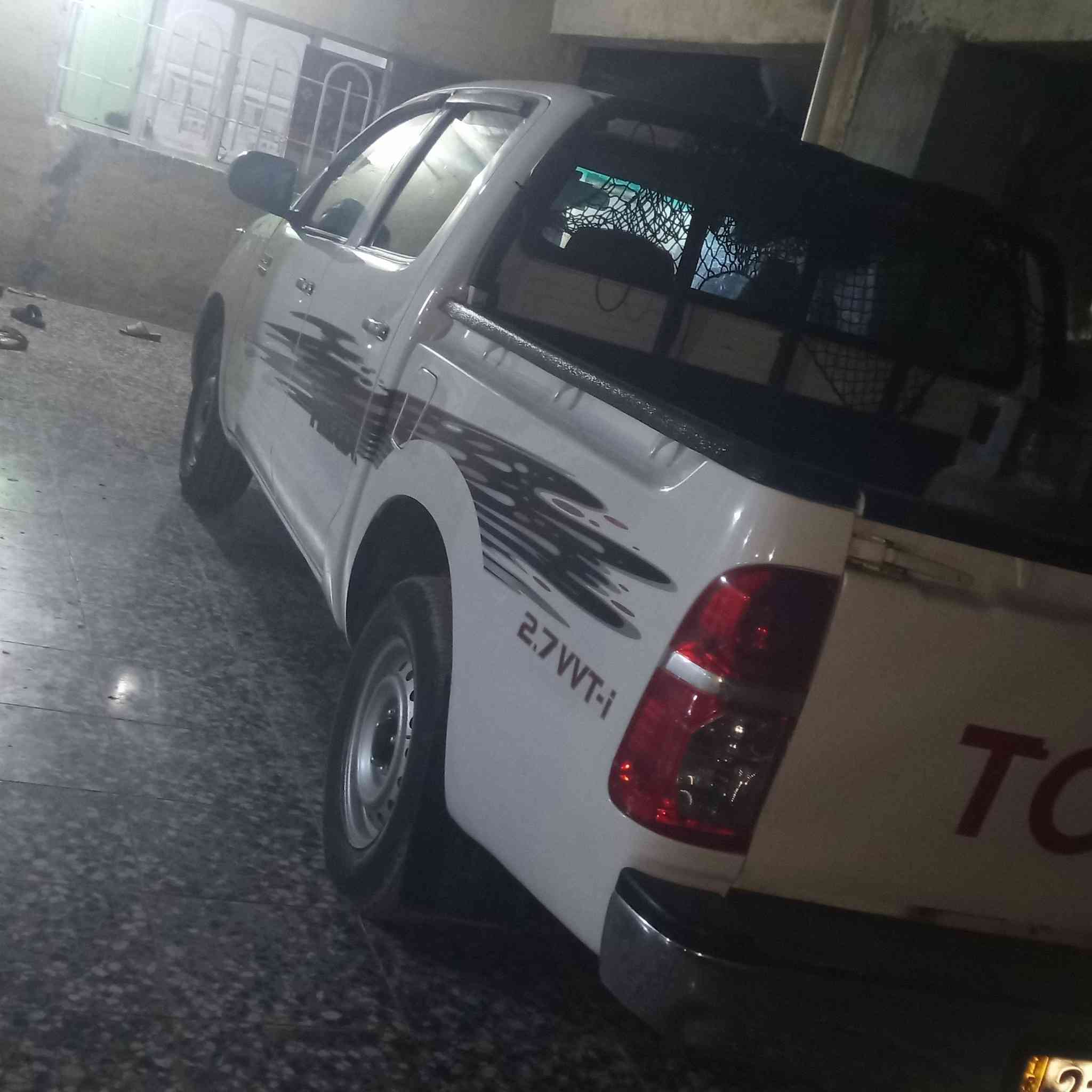 سلام عليكم  سياره للبيع  نضيفه مكفوله من كلشي موديل 2012 ببهه ملاحضات بصيطه رقم  سليمانيه تحويل مباشر ثانيه يوم سعر 190 بها مجال ترهم مراوس موديل 13 14 15 اوتوماتيك رقم الهاتف ***********
