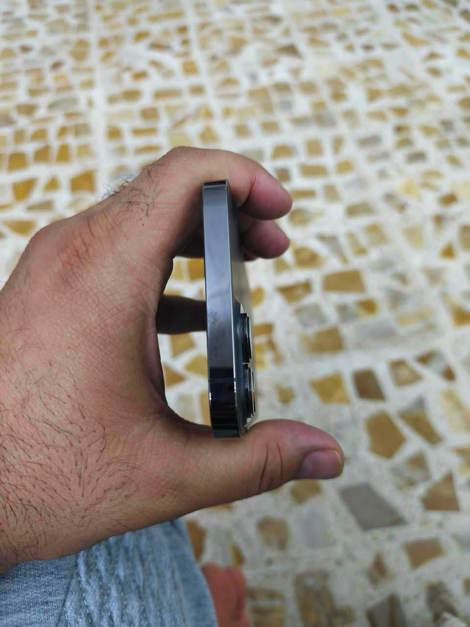 السلام عليكم ايفون 13برو ماكس ذاكراه256 تك امريكي n بطاريه 97 مصعد شرط مامبدل كلشي بي لون اسود الجهاز مثل ماموضح نظيف حيل سعرو 725 بي مجال للشراي ***********
