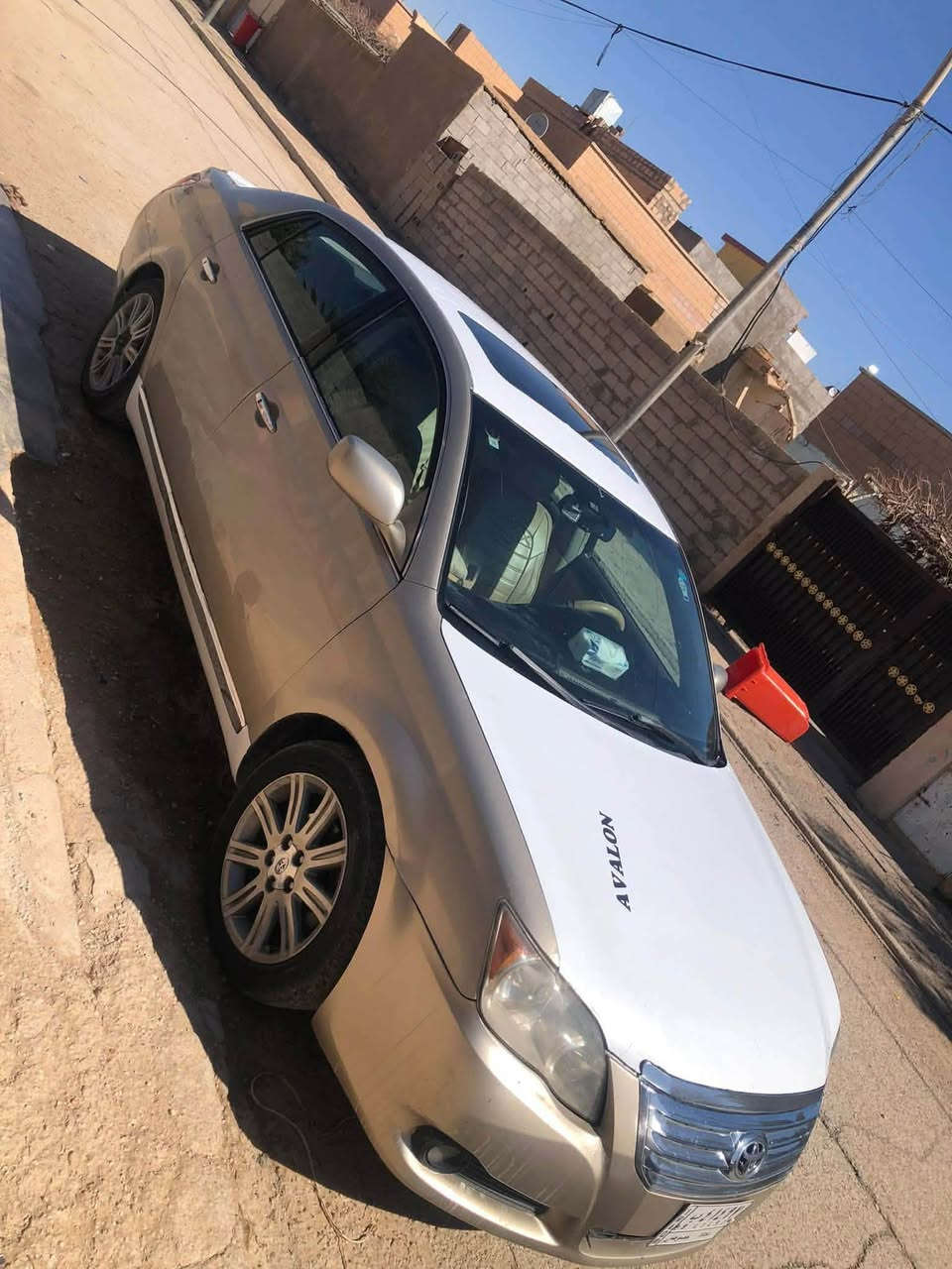 افلون 2008 خليجي فول مواصفات رقم بغداد سنويه بسمي بعده مونافذه بيه جاملغ خلفي ضربه بسيطه والبابين ملاون وبيه جراد مثل ماواضح بالصوره محرك شاده مال 2017 كير كفاله صدر تخم تاير تبريد السياره ماتحتاج ربع مصرف جاهزه للاخير السياره عارضه ب 105 وبيه مجال حك الجيه العنوان الانبار 
***********
