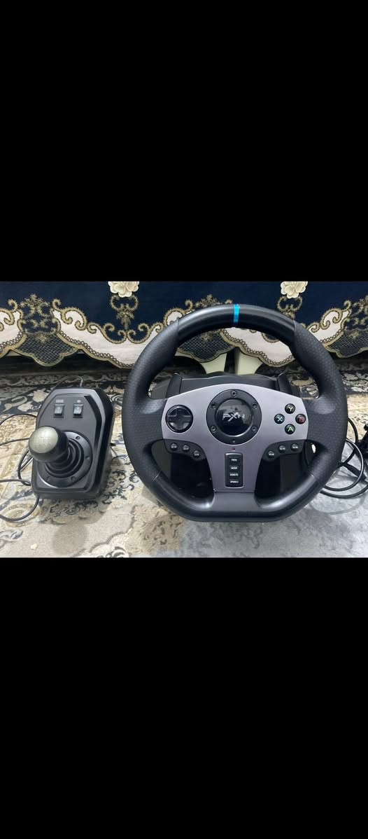 للبيع هو القرص مالته اشتريته قبل 7ايام هو والقرص مالته the crew2 ب100وبيه مجال والدركسون كلش نضيف للاستفسار ***********
