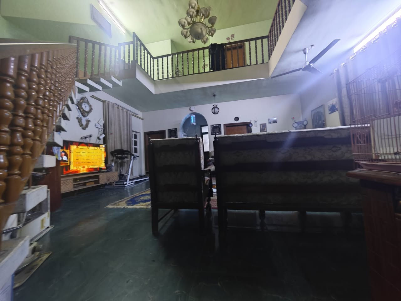 🏡 منزل واسع للبيع – الأمين الثانية
بيت مناسب للعائلة الكبيرة أو للاستثمار.
📍 سكينة – الأمين الثانية
📐 المساحة 300 متر
🏠 طابقين
المواصفات:
✔️ 5 غرف نوم
✔️ 5 حمامات
✔️ صالة كبيرة
✔️ مطبخين
✔️ مخزن
✔️ سطح
🚗 كراج سيارتين + موقف 4 سيارات خارج.
💰 السعر: 2.100.000 د.ع للمتر
📞 ***********
🌐 www.stf-asas.com
📢 إذا عندك بيت أو أرض للبيع أو الإيجار تواصل ويانا.
