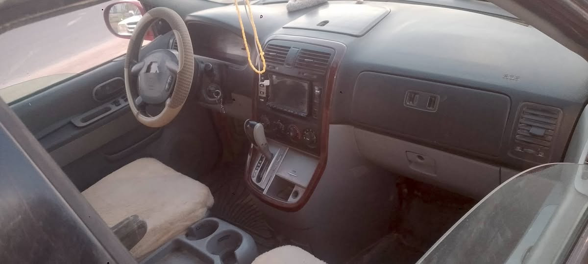 السلام عليكم سيدونا 2005 جير محرك اوتوماتيك مكان السماوه السعر 60،،،،،،،***********
