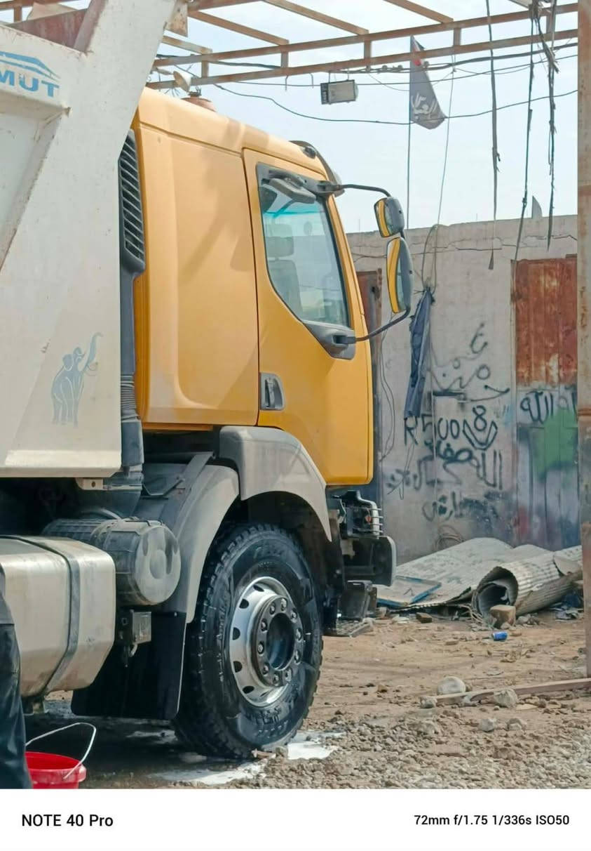 ياالله سلام عليكم اللبيع رينو مواصفات دولة بم ونوزل سياره بالعمل حالين موديل 2005 بل سنويه ٢٨ ارقام دولي راس تريله قلاب شاصي مكفول قماره مكفوله من صبق والضربه بيع مستعجل ٢٢٥مكاني واسط الكوت ***********
