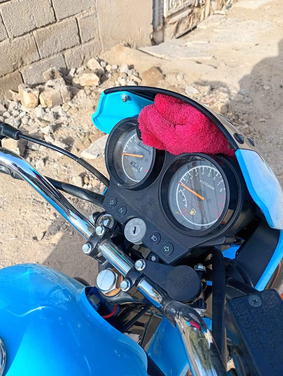 السلام عليكم دايون نفخ مديل 23 طالعه ب25 دراجه أنضف من الصوره السعر مليونين 500 الرقم للاتصال *********** مرقمه دراجه
