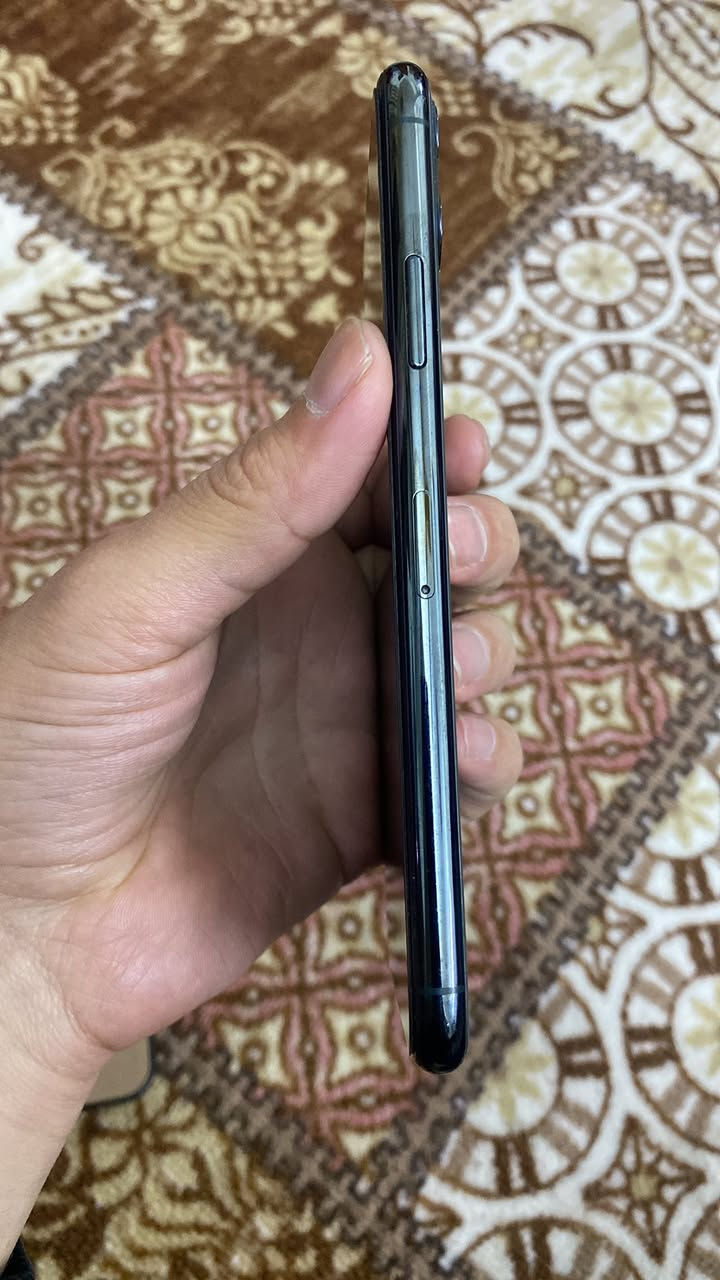 سلام عليكم ايفون 11 برو ماكس جهاز نضيف بطاريه76 ذاكره 256 جهاز  مال بيت يخبل  مابي اي شخط ومطاب اي تصليح من السعر 300 بي مجال بغداد مكاني حي العامل ***********
