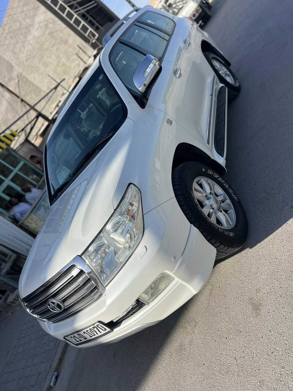 السلا عليكم لاندكروز موديل 11ستينيه سياره كفاله عامه سونار بل منشور كل نقص ما بيه مكان سياره لحصوه ابو غريب 
رقم سليمانيه بسمي *********** 
سعر 340 وبيه مجال
