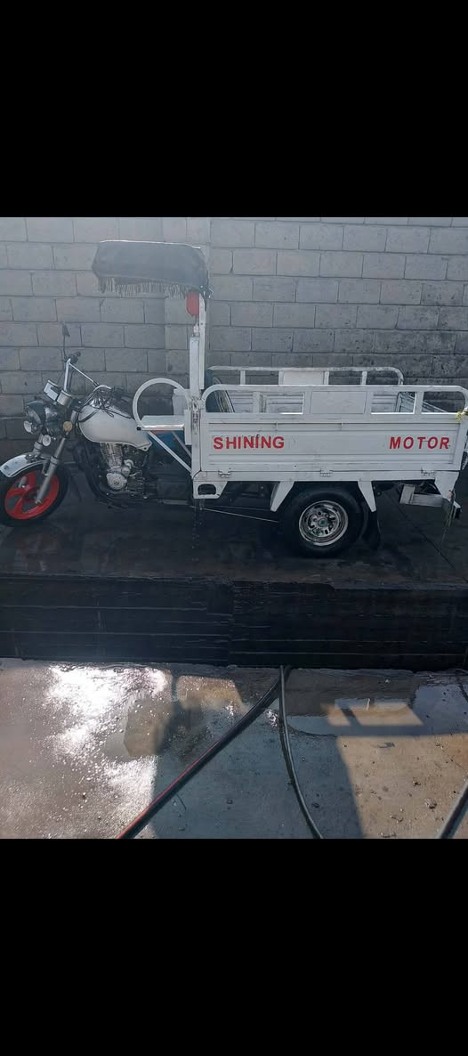 ديالى بلدروز المدير 19السعر 1200 بيها مجال الاستفسار علي رقم***********
