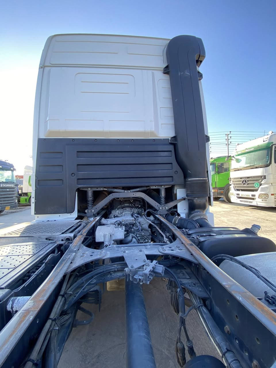 🇮🇶 بسم الله الرحمن الرحيم   🇮🇶

معرض العبيدي لتجارة الشاحنات و المعدات الثقيلة نعرض لكم كل ما هو جديد و مميز @ اكتروس سنكل خلفي شاصي عدل سياره جديده كفاله عامه & فول موصفات ؟ رتايدر 5 طكات : كامره حساس :ثلاجه : حجم 2548 مكينه محسن *********** عنوانه البصره الزبير معرض العبيدي السعر5شداتو60ورقه بيها مجال
