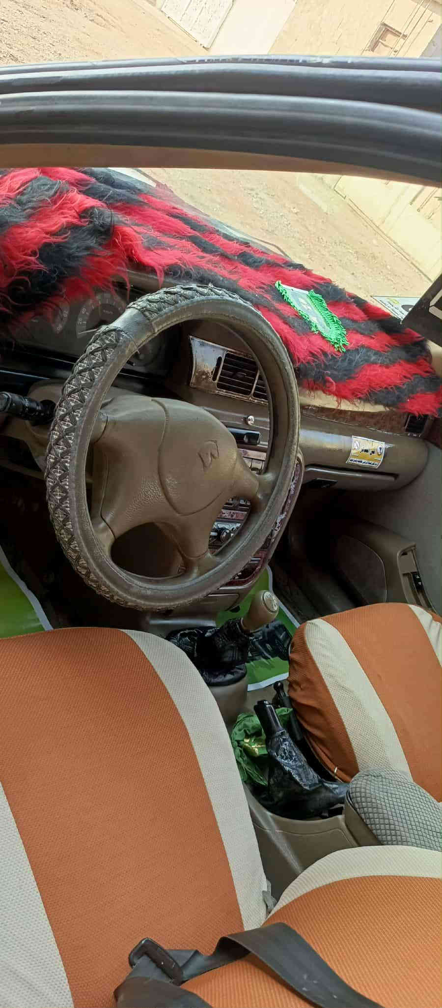 وين الناس الي ادور سيارة على كد فلوسها جايبلك ارخص سمند موديل 11ناطقة  سيارة شغالة نكرة كل عيب ما بيها  
((سعر 16 ورقة ))) وصاحبها موجود يريد تحويل مستمسكاته عدي ورقه مال غرامات عدي مصفره وسيولك مكاتبه اكفلك بيها كلشي تتوكل   بفلس ونص صارت  وبيها مجال شي بسيط وتدلل سيارة أصولية وتحويل وغرامات مصفرة     كير ومحرك شرط بالكارتون مال فرنسي و ريمون سنتر لك    والنظافة احلة من الصور تجي وتشوف بعينك سيارة ما بيها لا حادث ولا ضربة قوية  صدر امامي وخلفي جديد كهربائيات لايتات عالي ناصي اشاير دشبول  مسجل شاشة صغيرة كلة شغال تخم تاير ويل كب  سيارة مال بيت ونضيفة وجاهزة من كلشي ابد متصرف عليها تاخذها وتدعيلي ترايك بيها تفتر العراق كلة إذا تريد تخم تاير جديد جواها سيارة من ايدك للشارع  سيارة تفيدك للبيت إذا عدك دوام مكان بعيد طبة طلعة وخدمية  مكاني بغداد الزعفرانية وهذا رقمي وموجود واتساب وخادم للطيبين ***********
