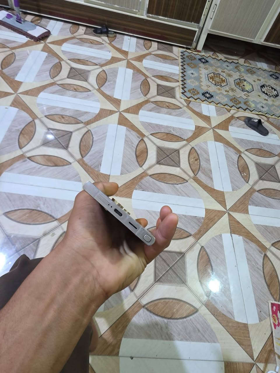 الترا24 مكفول فقط قلم مكسور مراوس ب16برو ماكس شعندك نزل حسب القناعه راس براس او فرق


**إذا كنت صاحب هذا الإعلان وتريد حذفه لأي سبب، رجاءا أرسل رسالة إلى الدعم الفني**