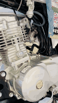 سلام عليكم دراجه نامه شلامجه شلامجه موديل 2025 بس شاصي متياز وباقي شلامجه نصبه فول واحد علا واحد وتصوير ظالمها سعر 900 $ مكاني حله رقم ***********￼
