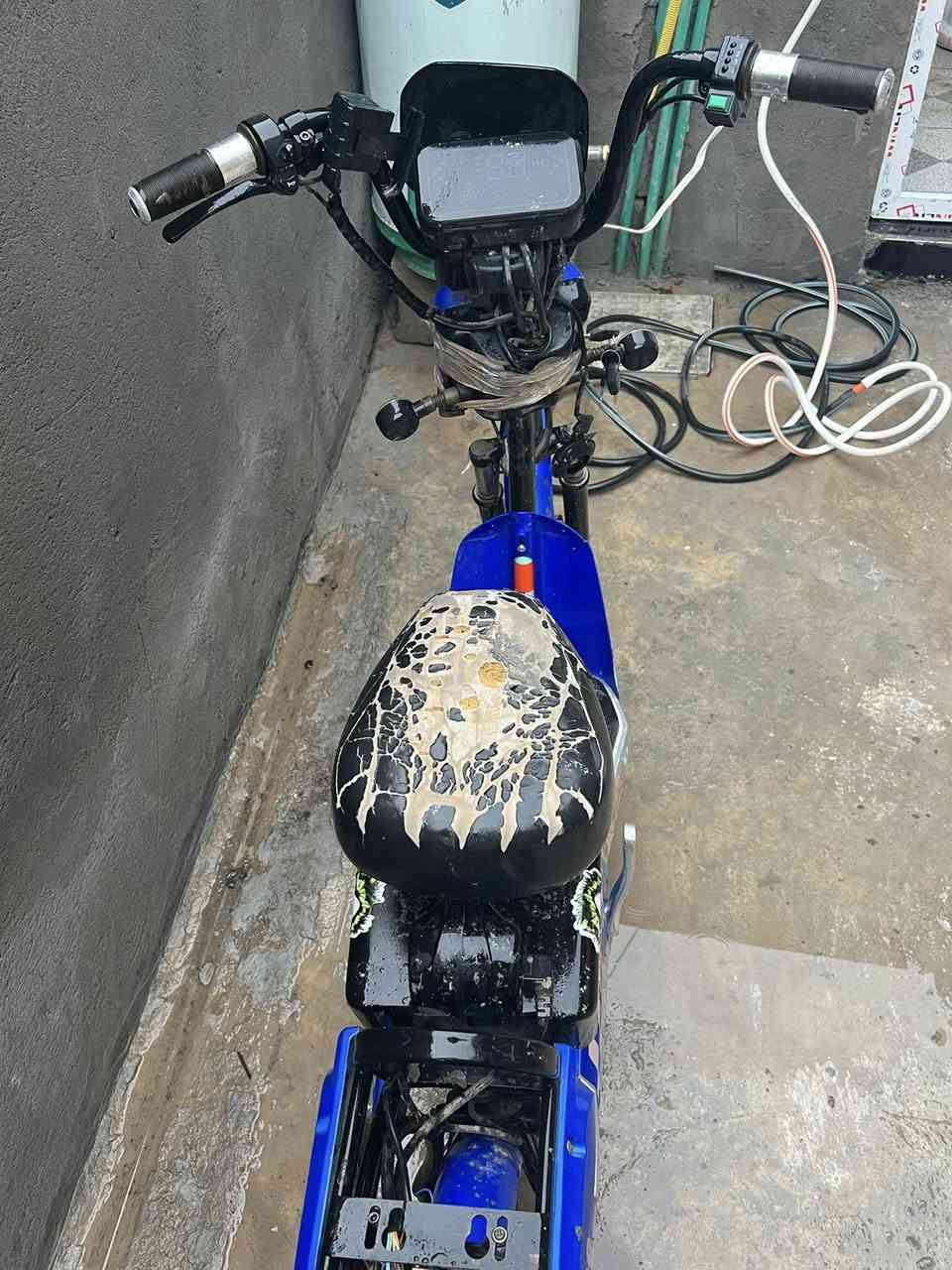 يرهم مراوس حسب القناعه
ماطور شحن 2024
الكماليات موجوده عندي بس مفصخهن 
يعوزره فقط بطاريات 

مكاني تكريت حي الفرسان 

للاستفسار/***********
